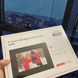 8” Smart WiFi Digital Picture Frame